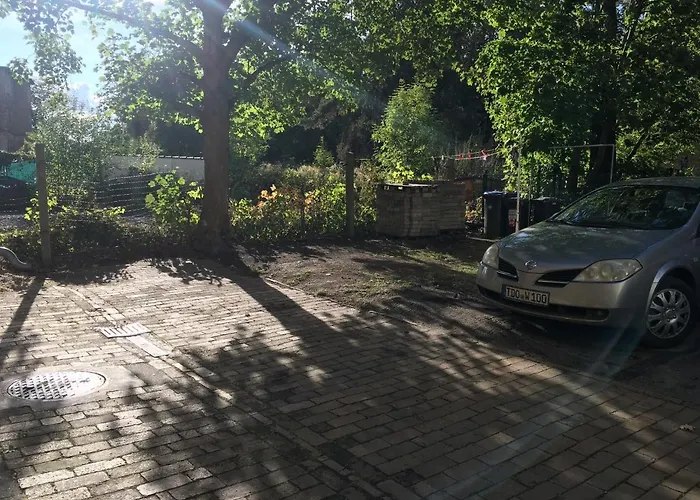 Attraktive Ferienwohnung Am Rande Von Leipzig An Der A14